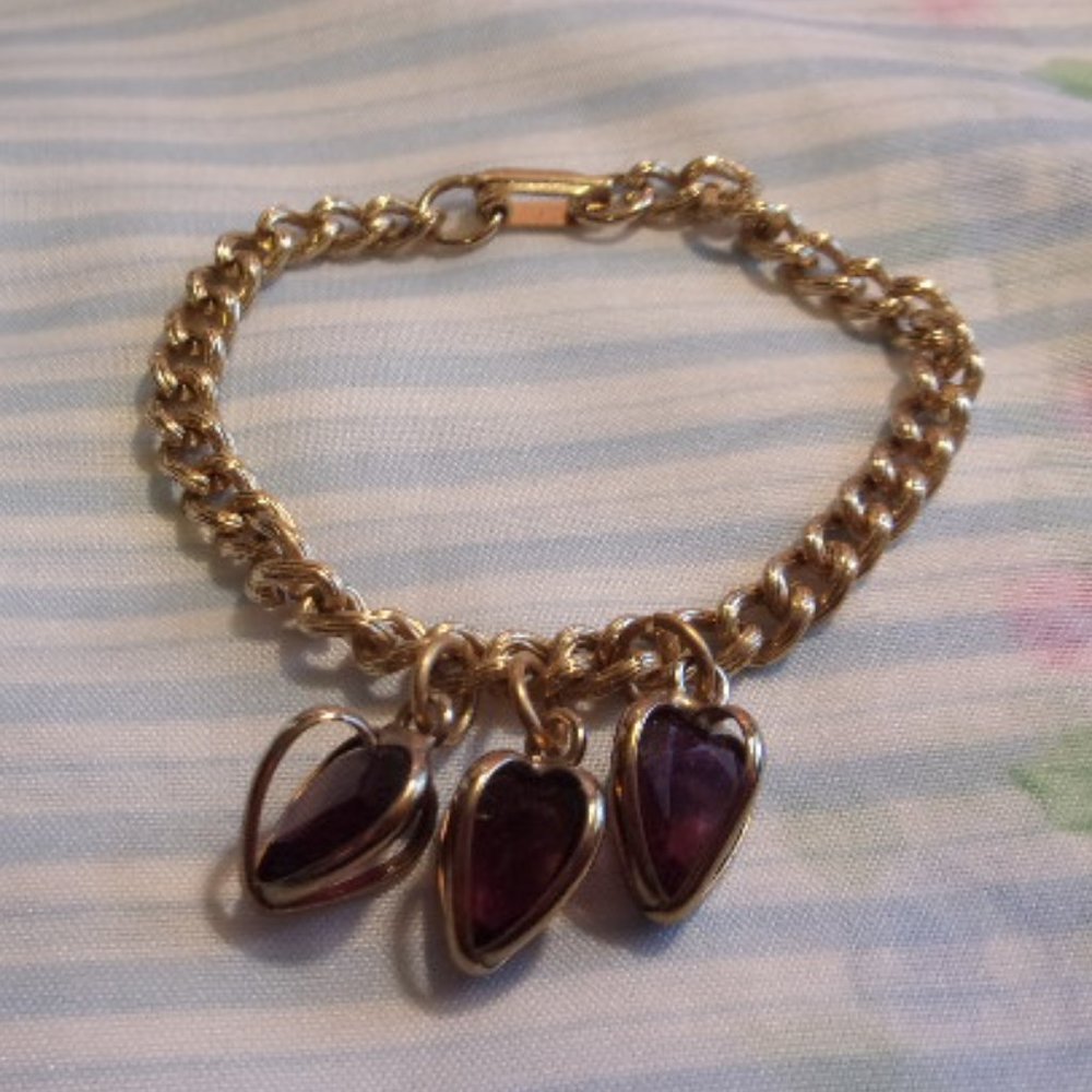 Vintage Purple Gold Tone Heart Charm Bracelet 7" Long